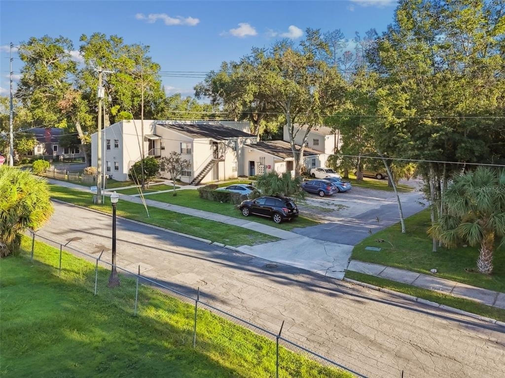 1005 S New York Avenue - Photo 1