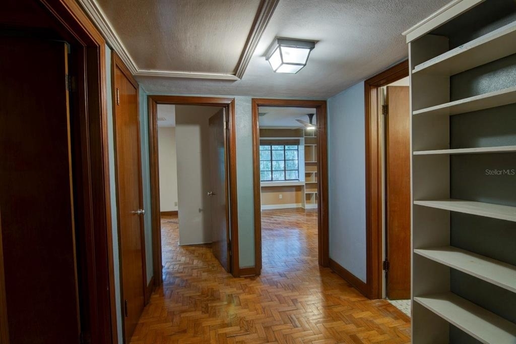 2049 Nw 9th Avenue - Photo 2
