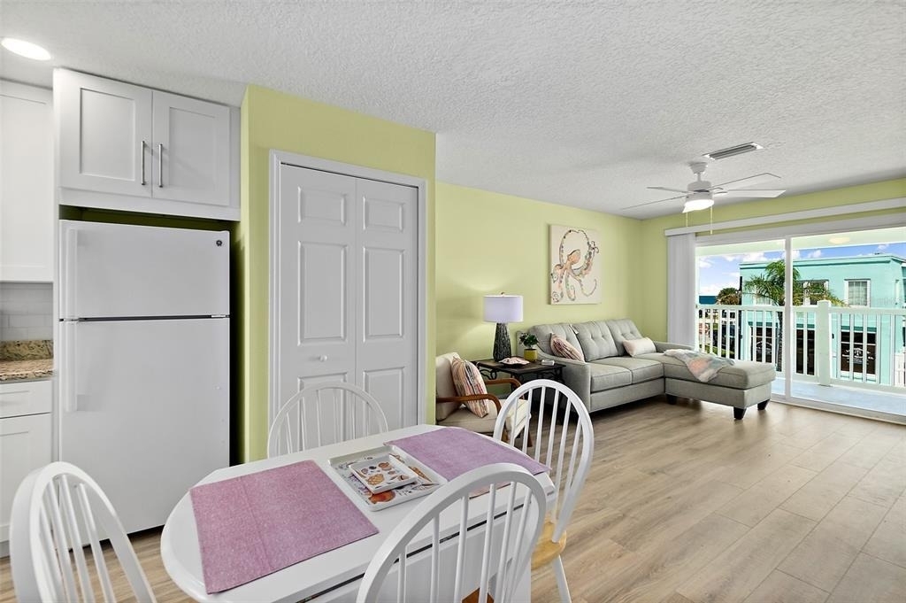 300 S Central Avenue - Photo 8