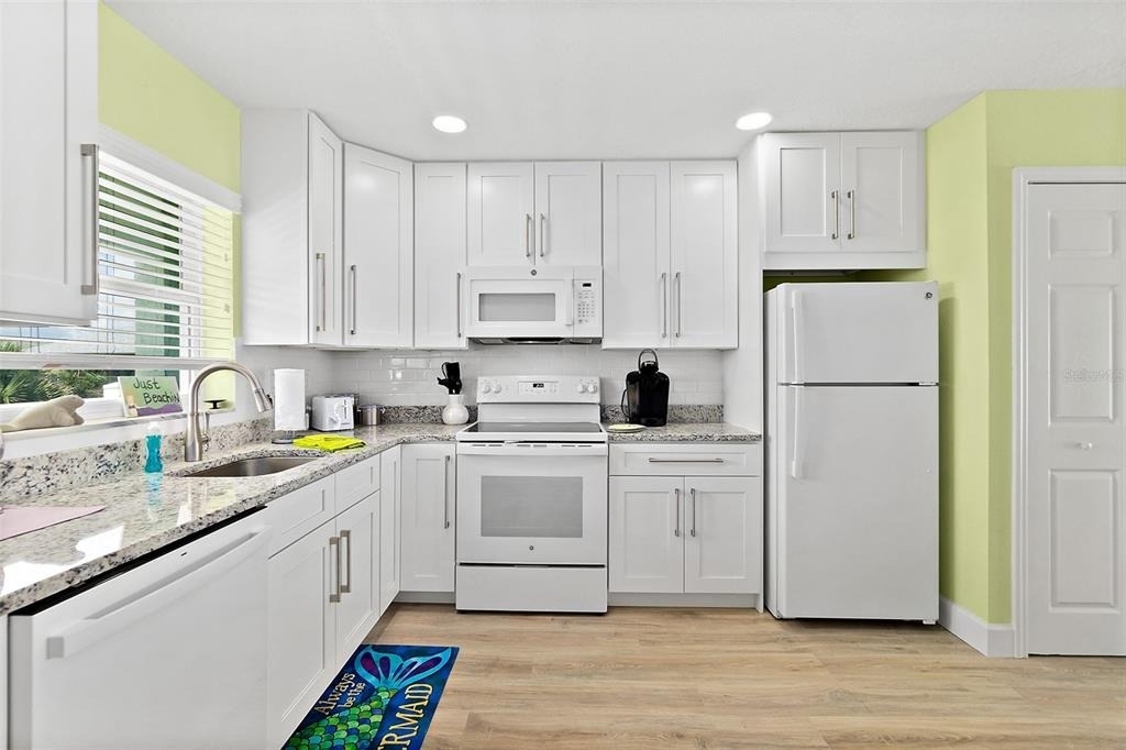 300 S Central Avenue - Photo 3