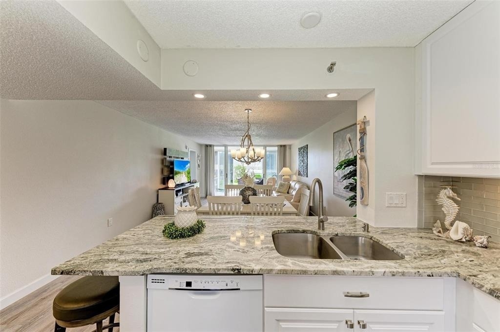 4480 Fairways Boulevard - Photo 16