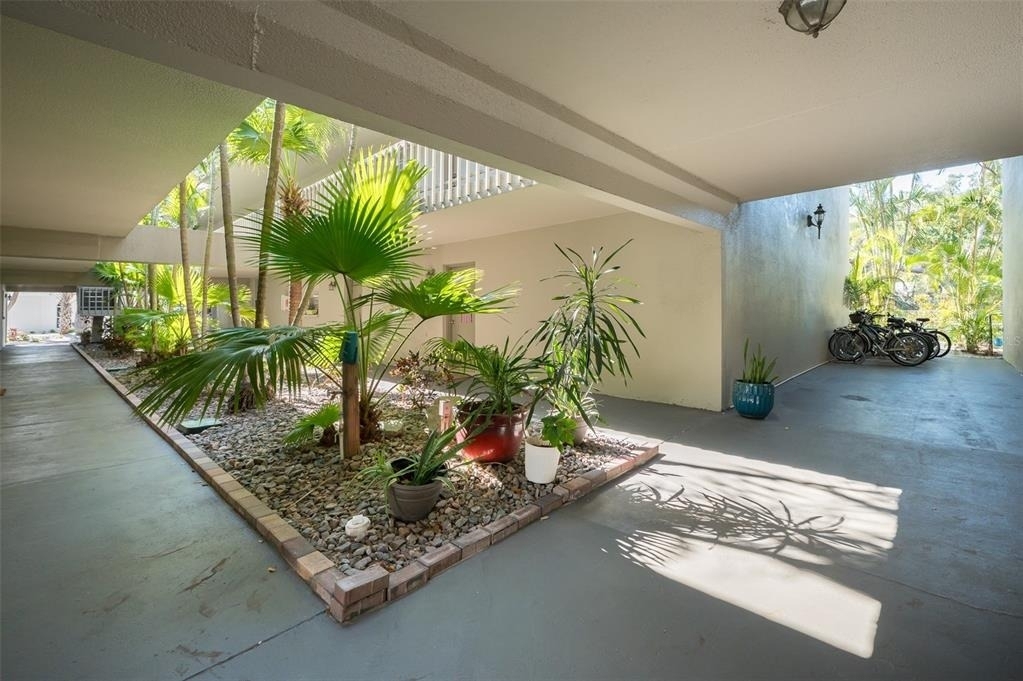3360 S Osprey Avenue - Photo 24
