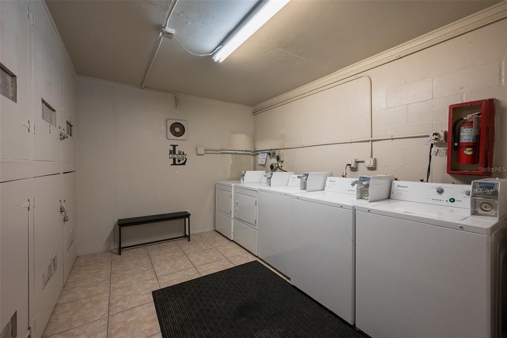 3360 S Osprey Avenue - Photo 23