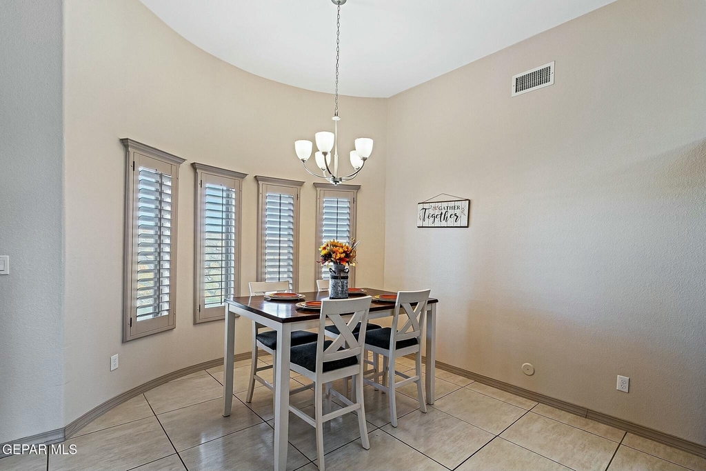 13677 Holbeck Street - Photo 6