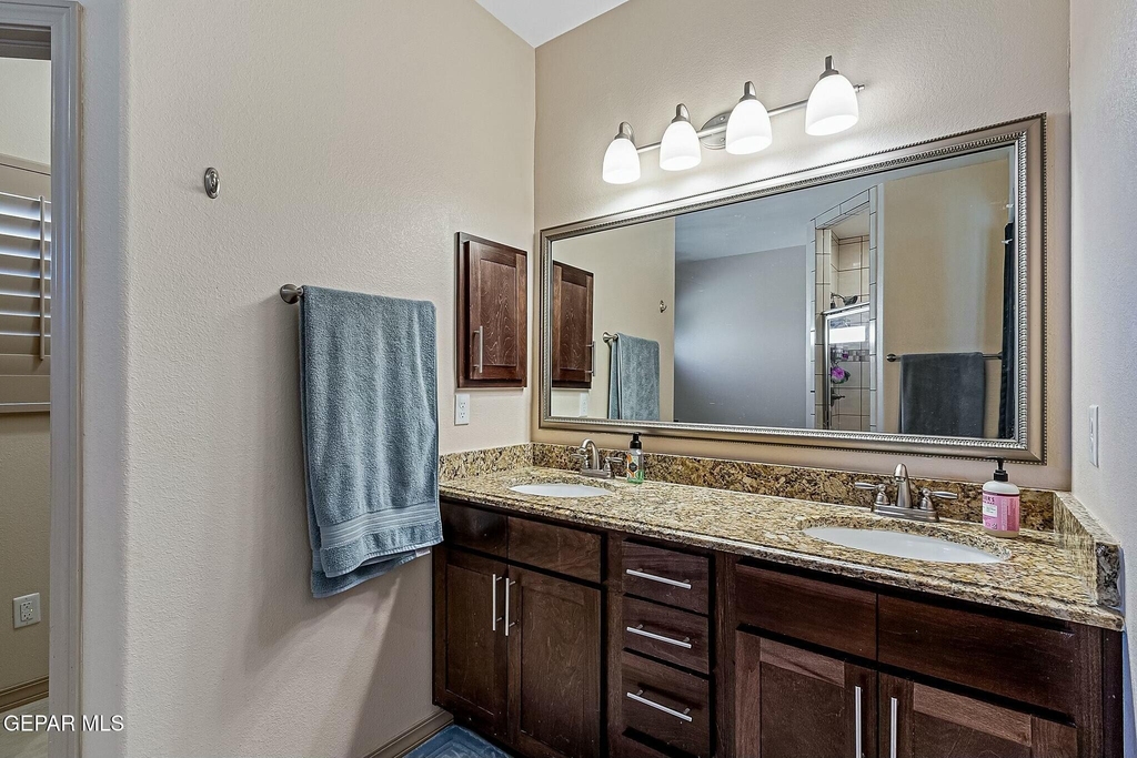 13677 Holbeck Street - Photo 14