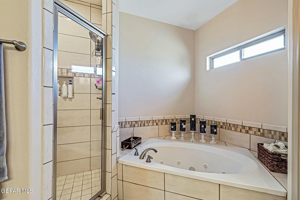 13677 Holbeck Street - Photo 16