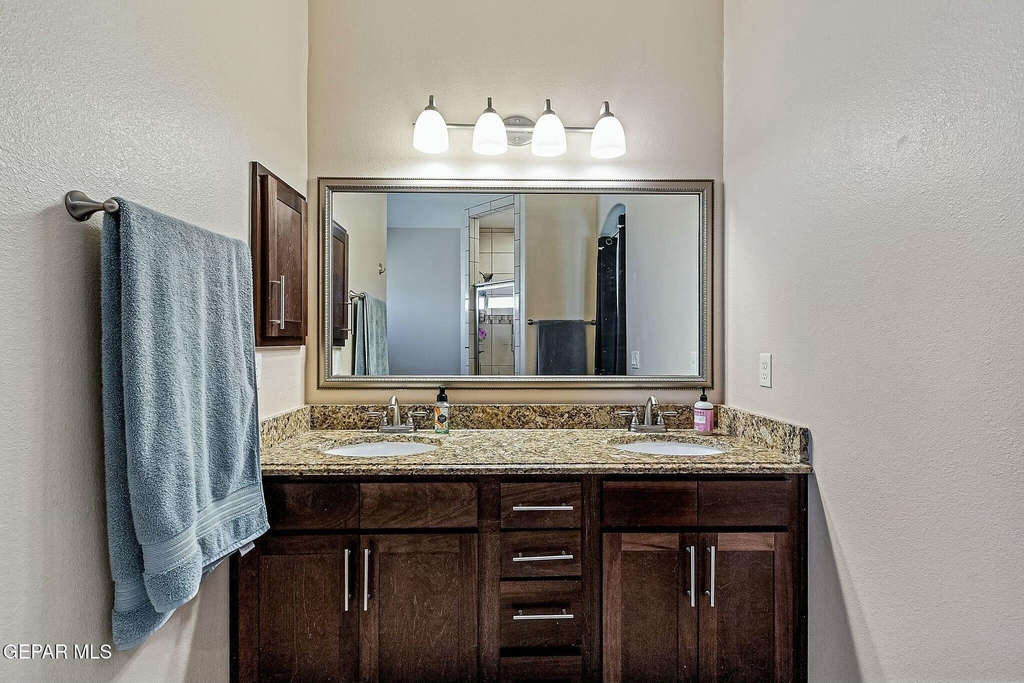 13677 Holbeck Street - Photo 15