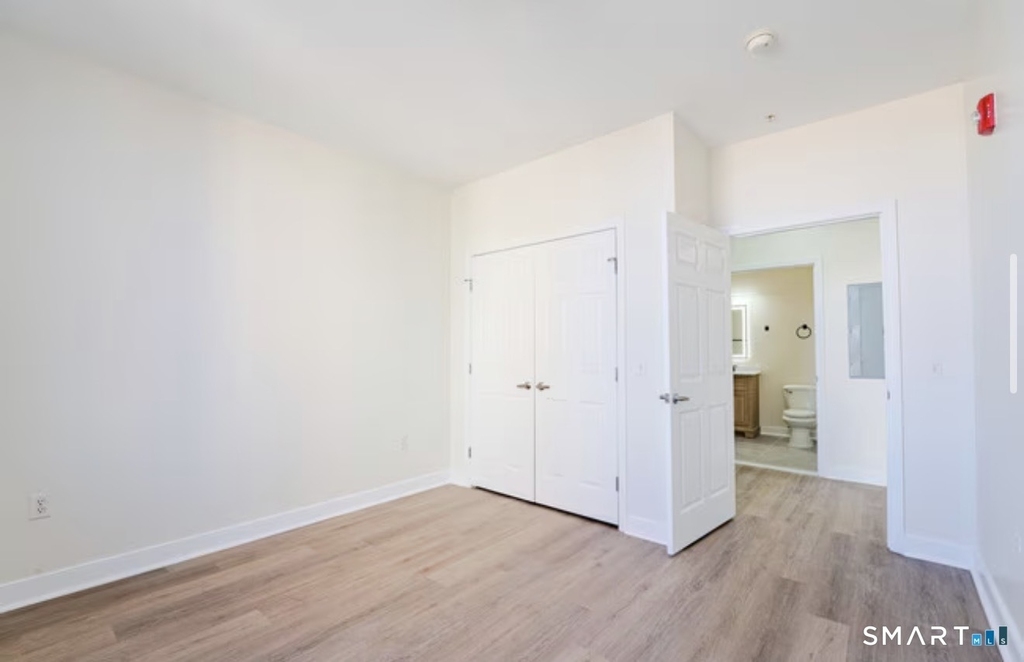 333 State Street - Photo 3