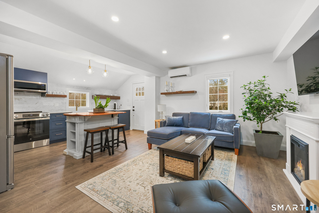 167 North Avenue - Photo 2