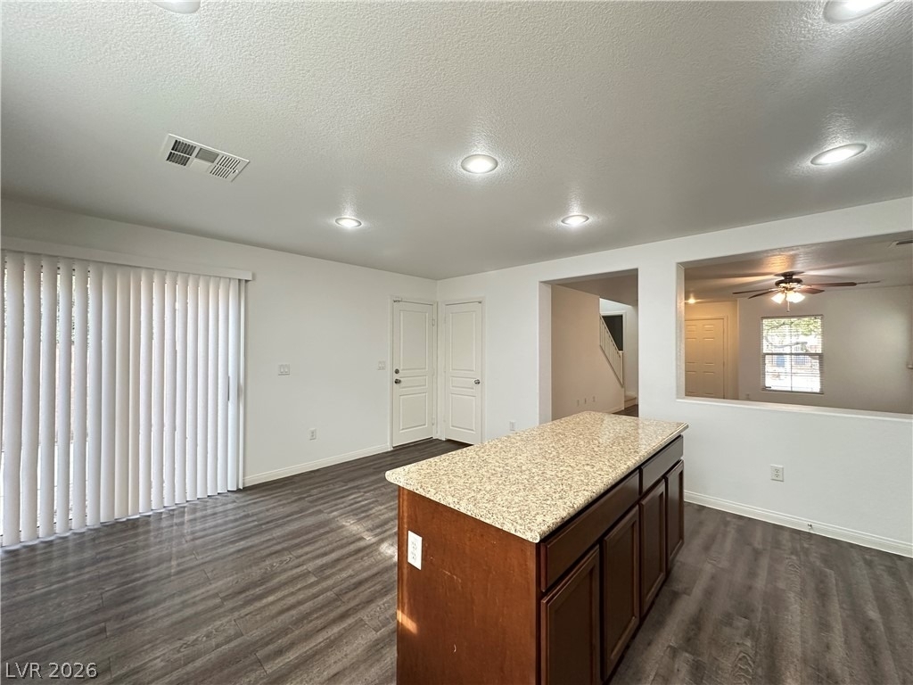 4859 Golden Shimmer Avenue - Photo 3