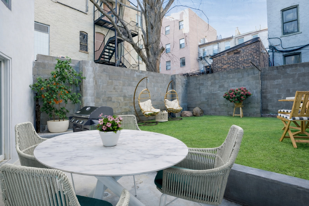 215 S. 4th St - Photo 9