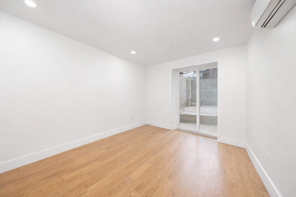 215 S. 4th St - Photo 3