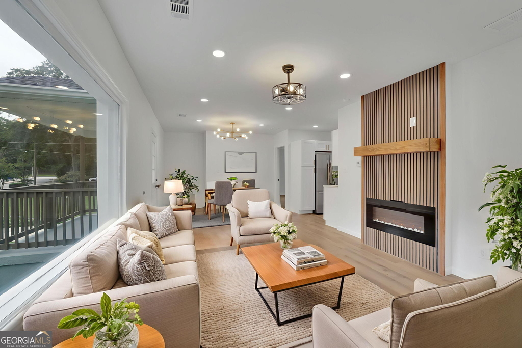 808 S Park Drive Se - Photo 3