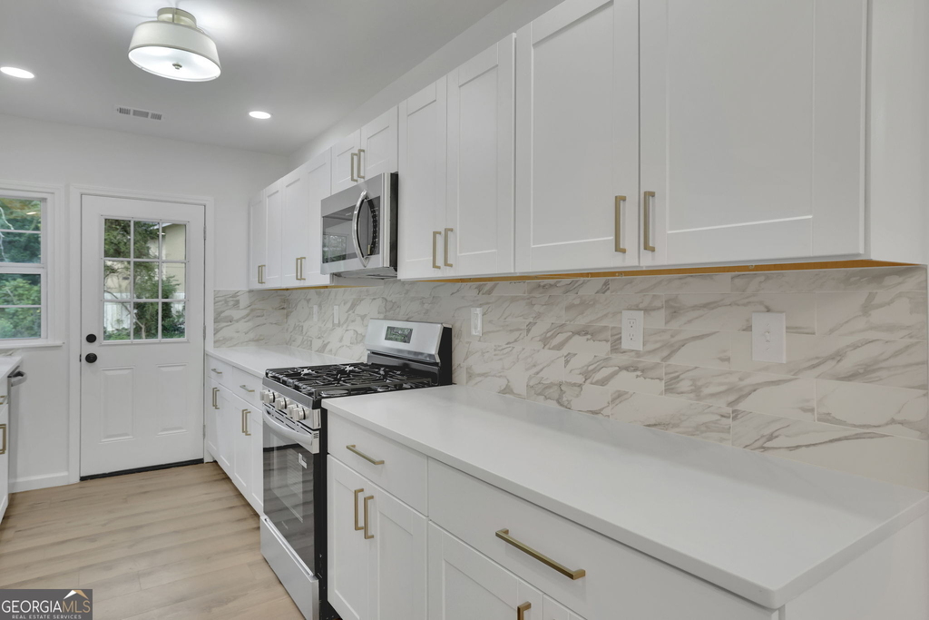 808 S Park Drive Se - Photo 6