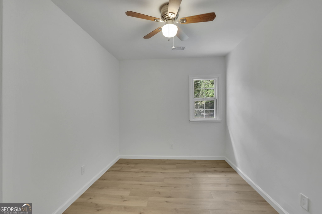 808 S Park Drive Se - Photo 22