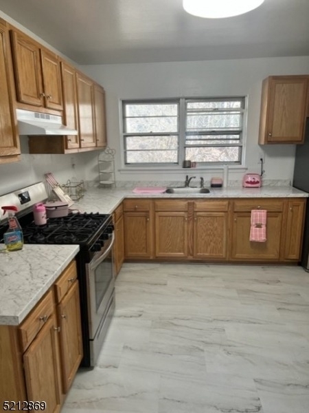 29 Paterson Ave - Photo 1