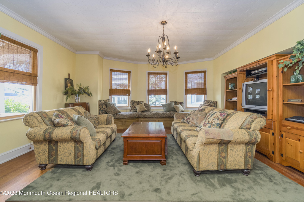 34 4th Avenue - Photo 8