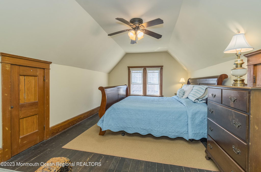 34 4th Avenue - Photo 36