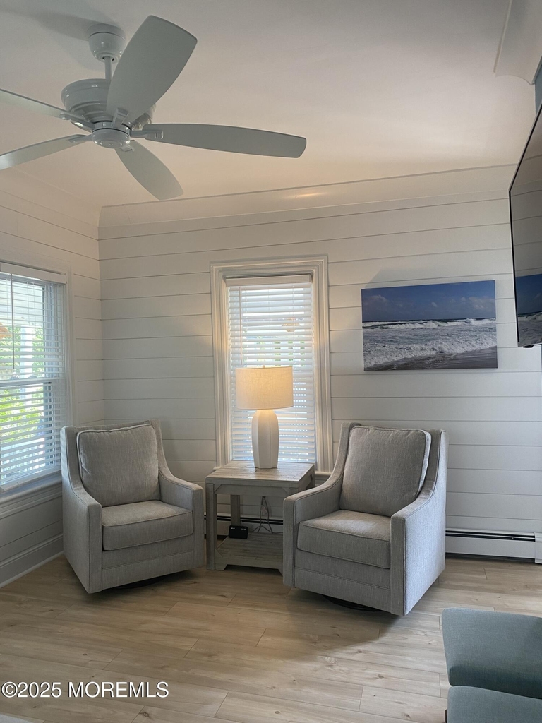 1719 Beverly Avenue - Photo 6
