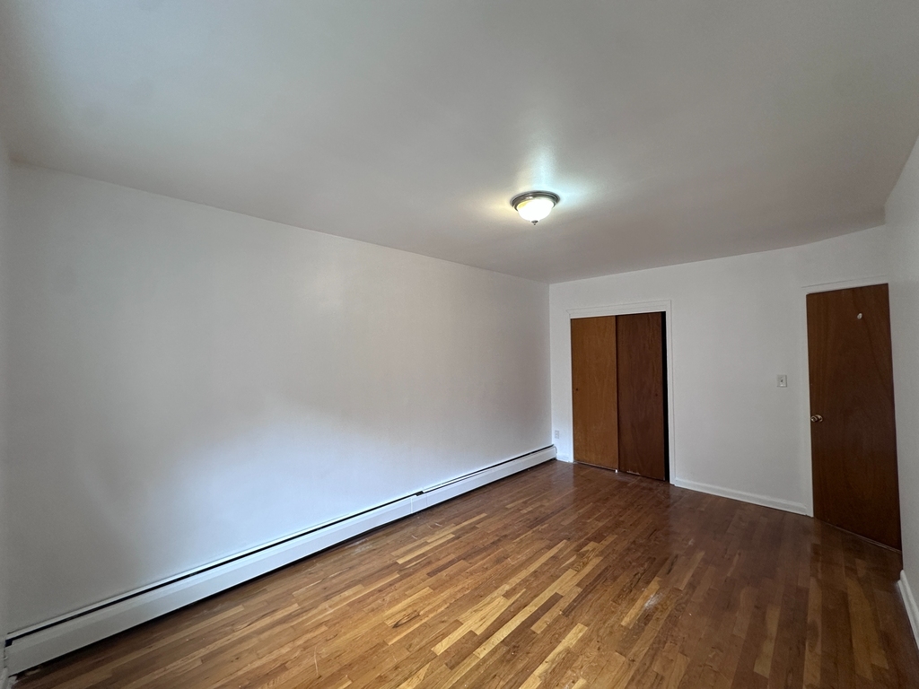117-8 Curzon Road - Photo 7