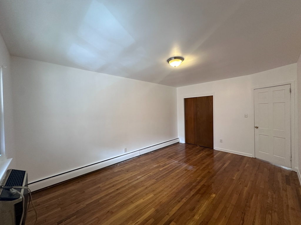 117-8 Curzon Road - Photo 12