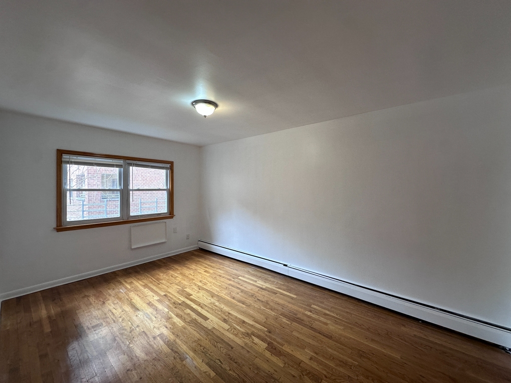 117-8 Curzon Road - Photo 5