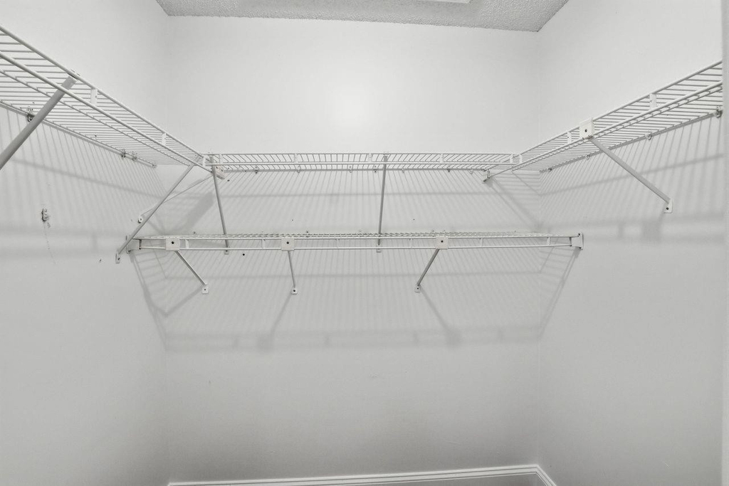 3300 Jaywood Terrace - Photo 18