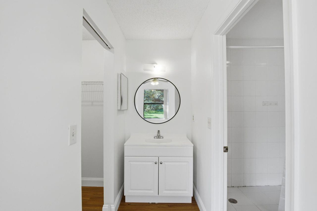 3300 Jaywood Terrace - Photo 20