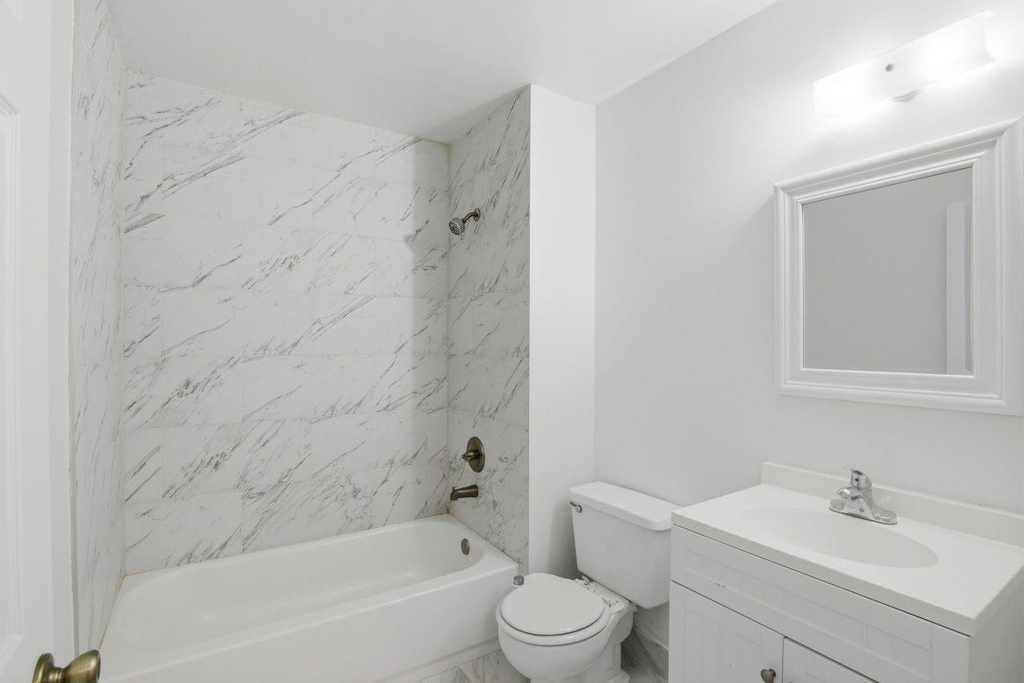 3300 Jaywood Terrace - Photo 13