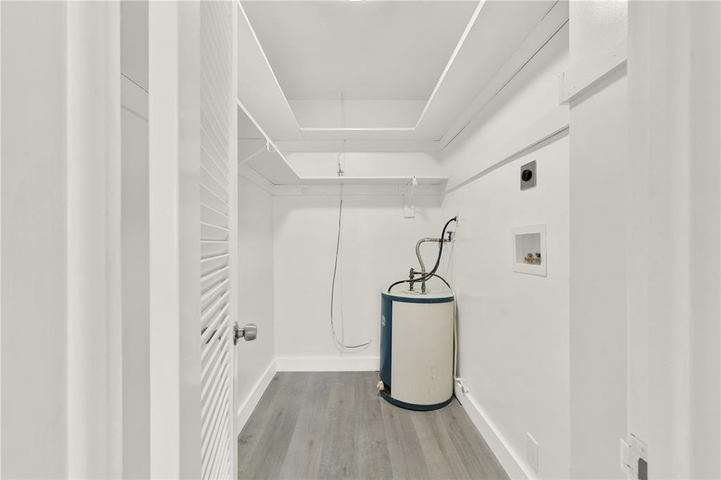 2864 Ne 32nd Street - Photo 9