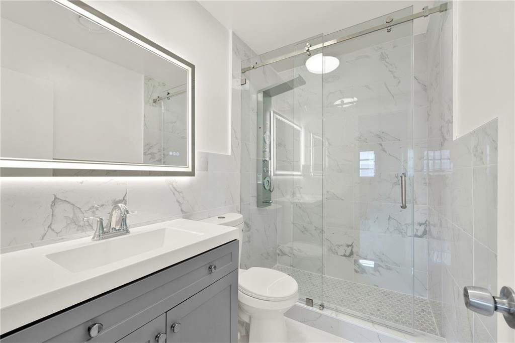 2864 Ne 32nd Street - Photo 12