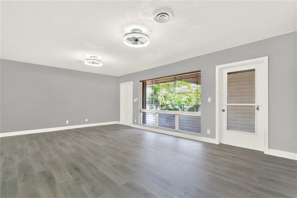 2864 Ne 32nd Street - Photo 3