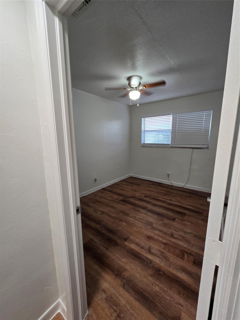 20 Nw 7th Avenue - Photo 4