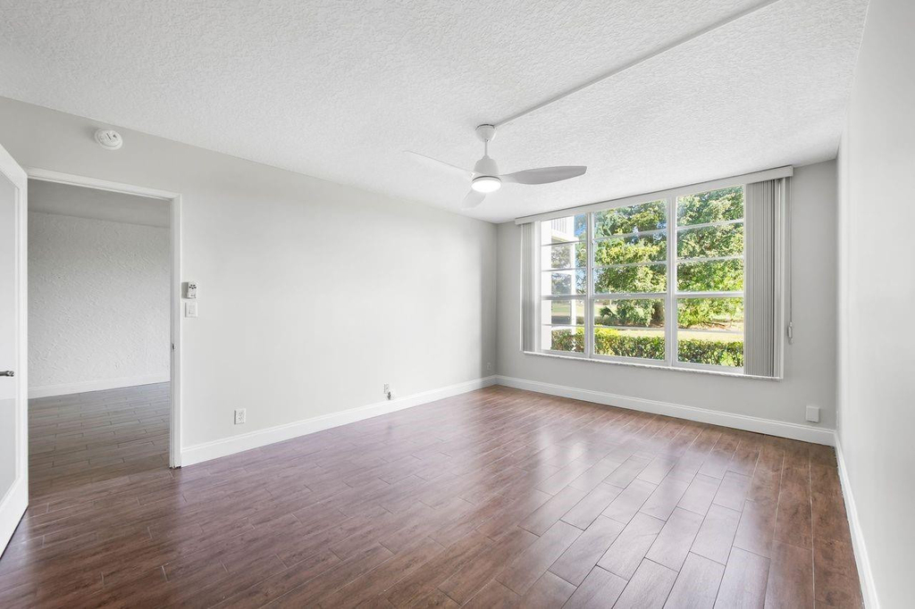 2851 S Palm Aire Drive - Photo 9
