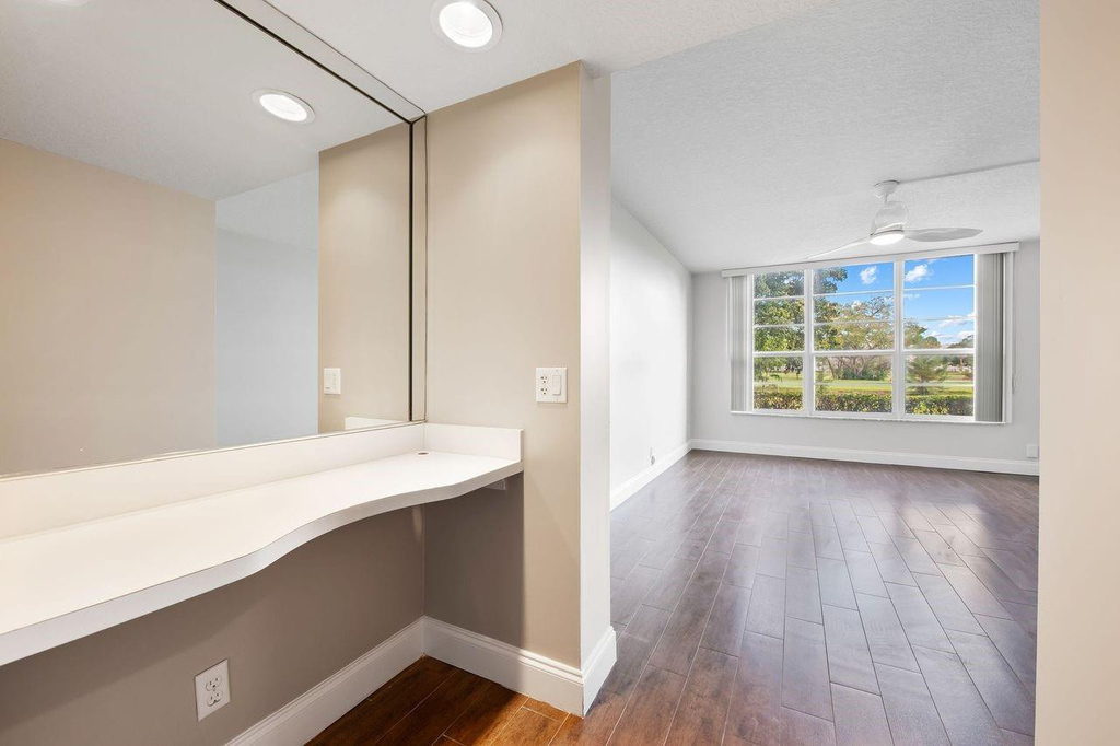 2851 S Palm Aire Drive - Photo 14