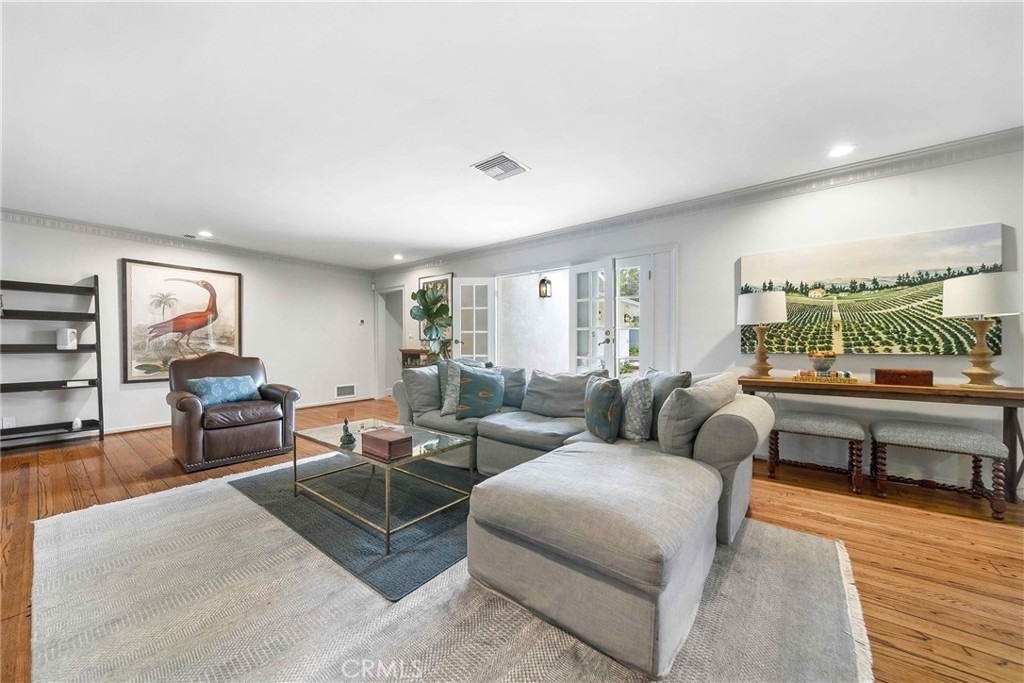16544 Greenleaf Street - Photo 9