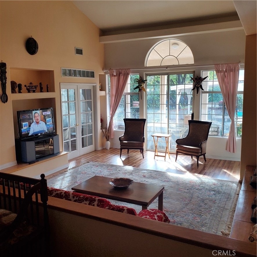 12944 Woodbridge Street - Photo 3