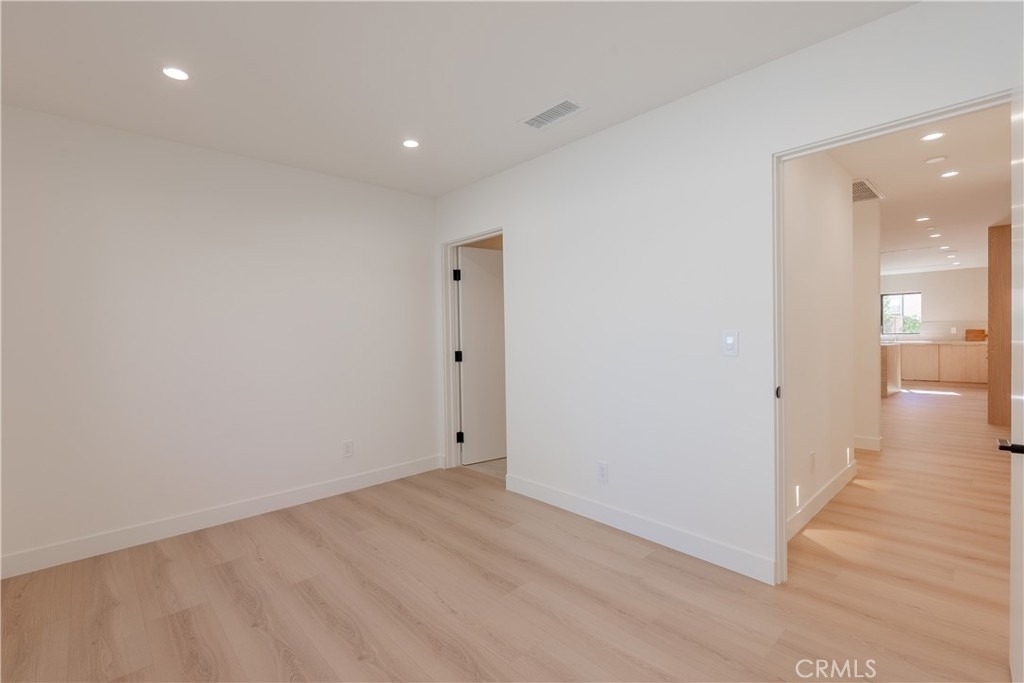 6144 Zelzah Avenue - Photo 38
