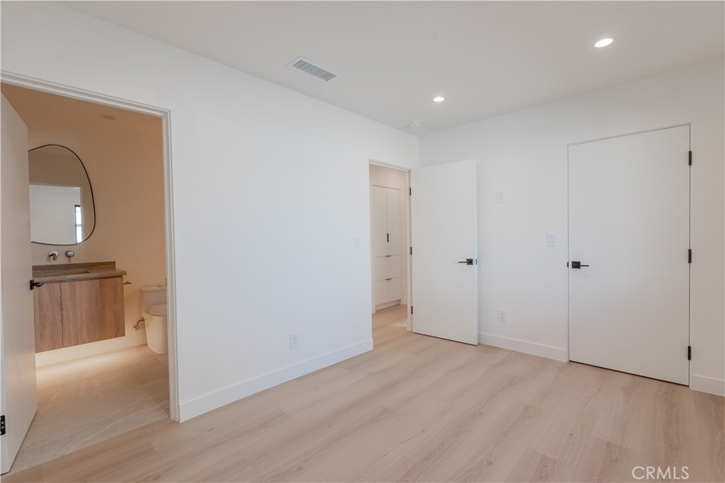 6144 Zelzah Avenue - Photo 32