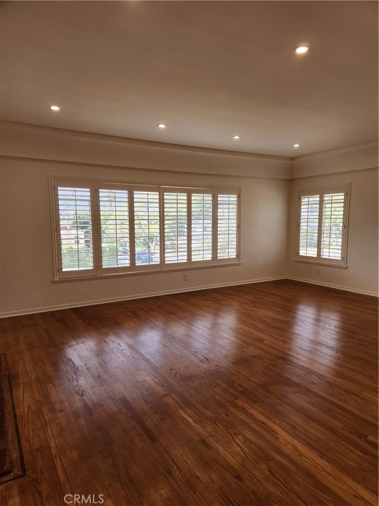 10504 Dunleer Drive - Photo 3