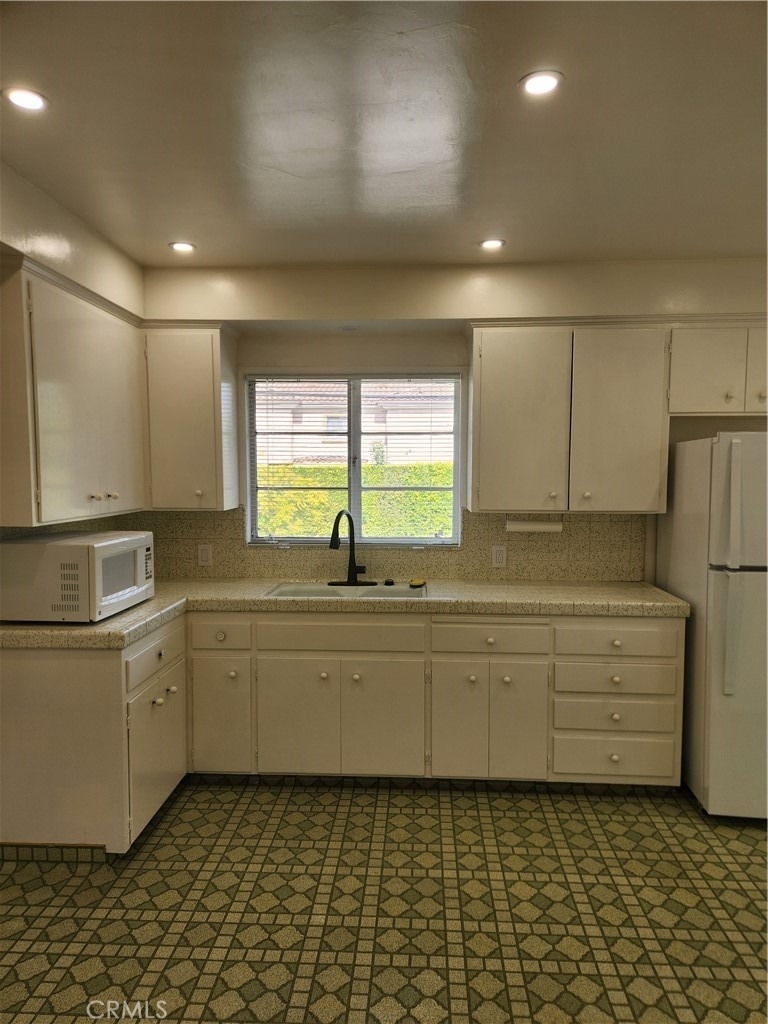 10504 Dunleer Drive - Photo 5