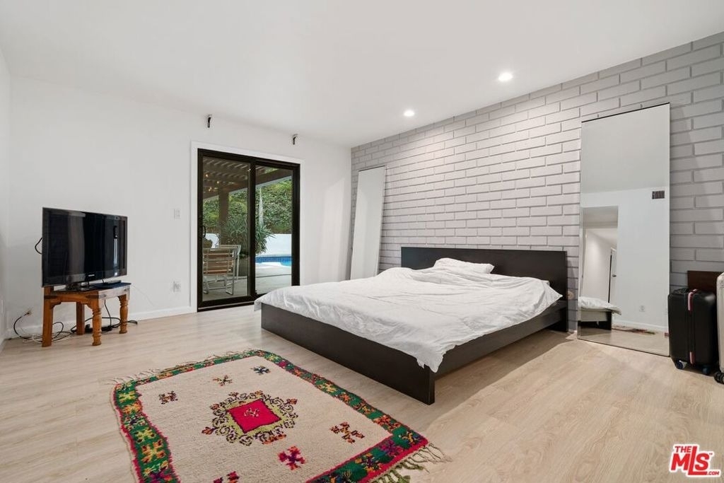 3135 Chandelle Road - Photo 19