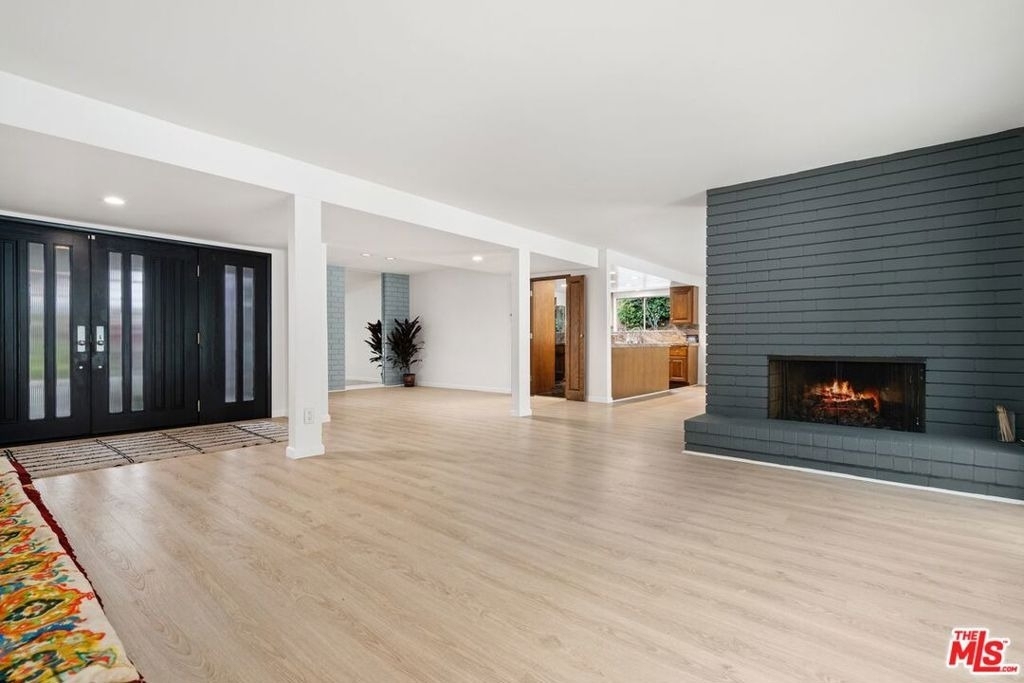 3135 Chandelle Road - Photo 6