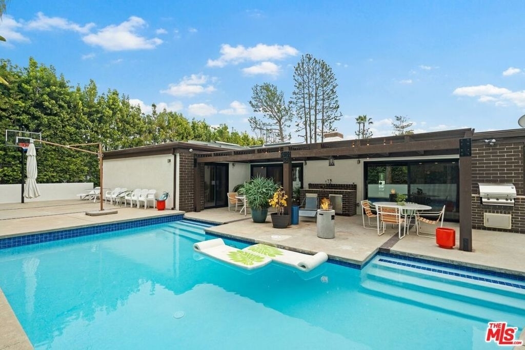 3135 Chandelle Road - Photo 27