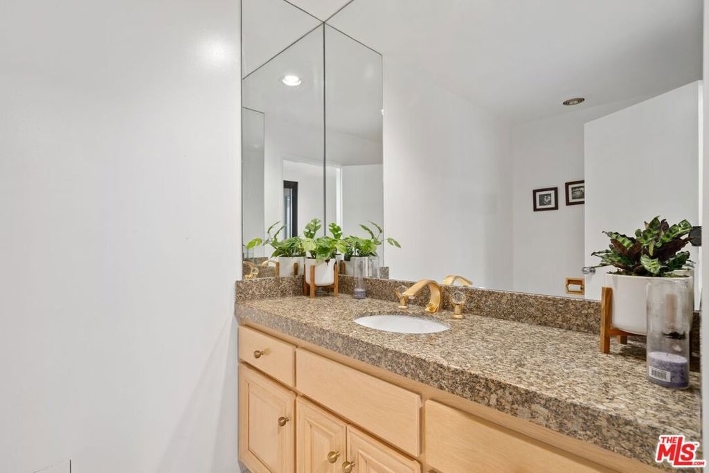 3135 Chandelle Road - Photo 16