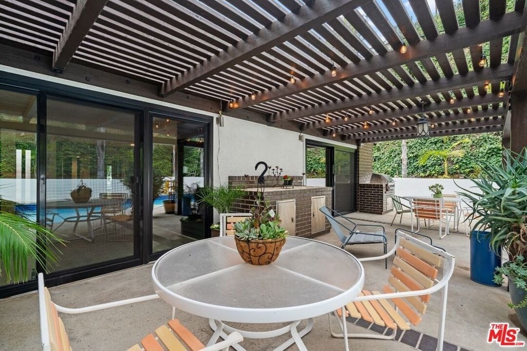 3135 Chandelle Road - Photo 24