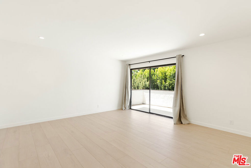 4933 Collett Avenue - Photo 26