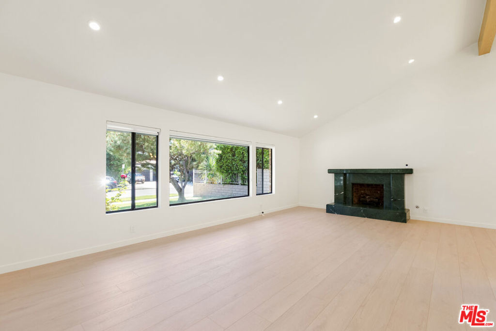4933 Collett Avenue - Photo 19