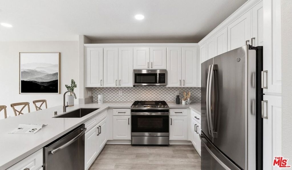 6260 W 3rd Street - Photo 0