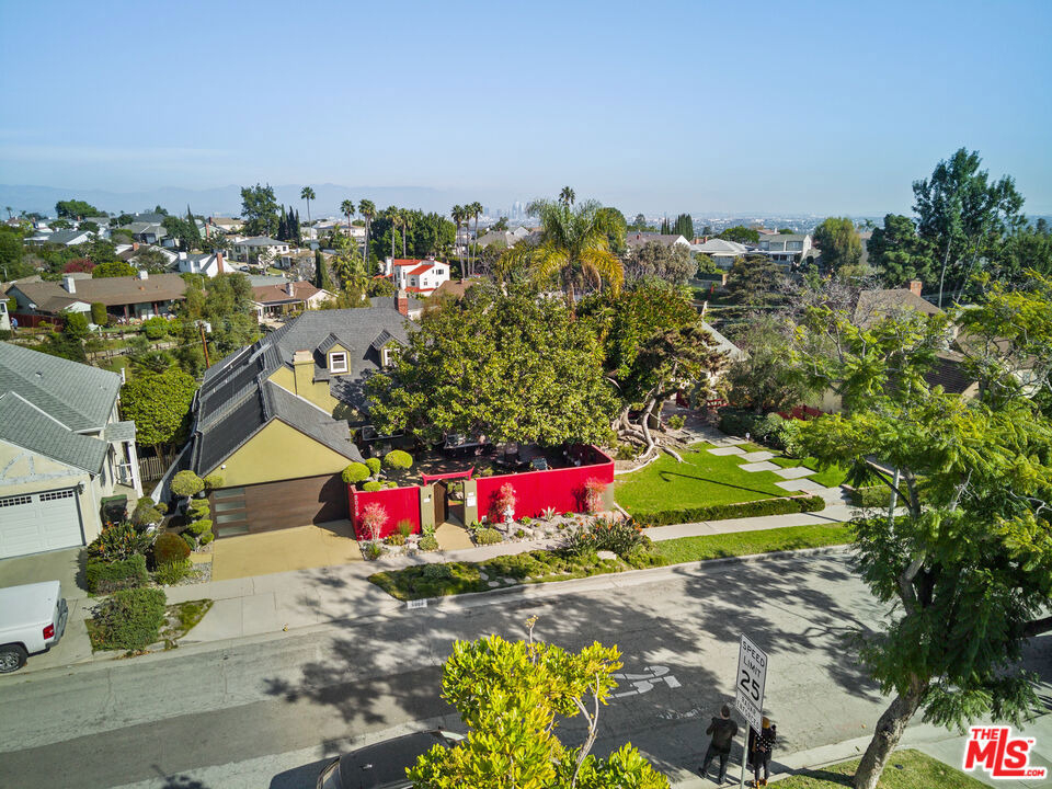 5008 Valley Ridge Avenue - Photo 1
